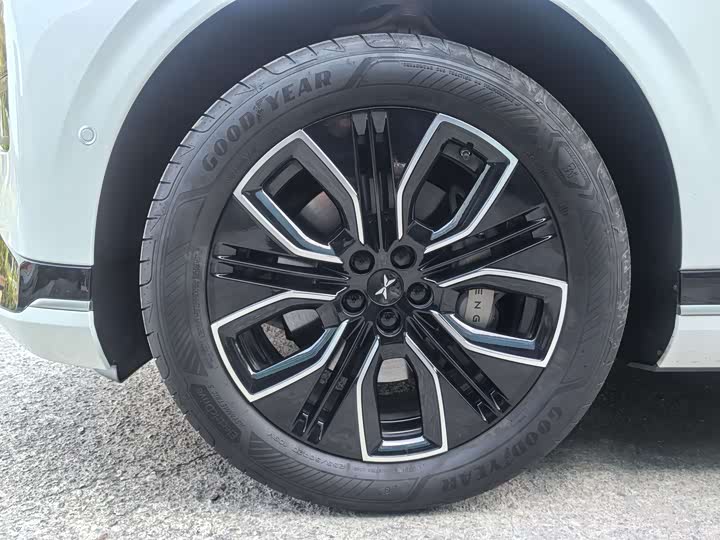 XPeng G9 2025 2025款 625 长续航 Max