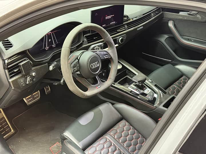 Audi RS 4 2022 2022款 RS4 Avant 黑曜版