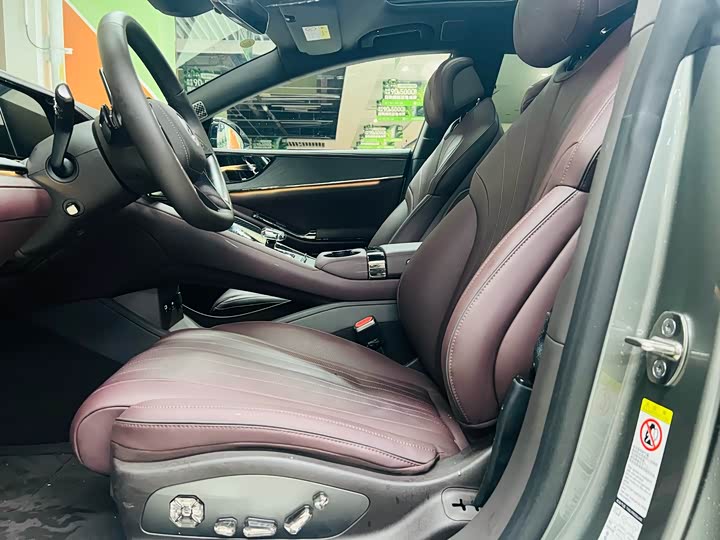 Denza Z9GT 2024 2024款 1100四驱Pro版