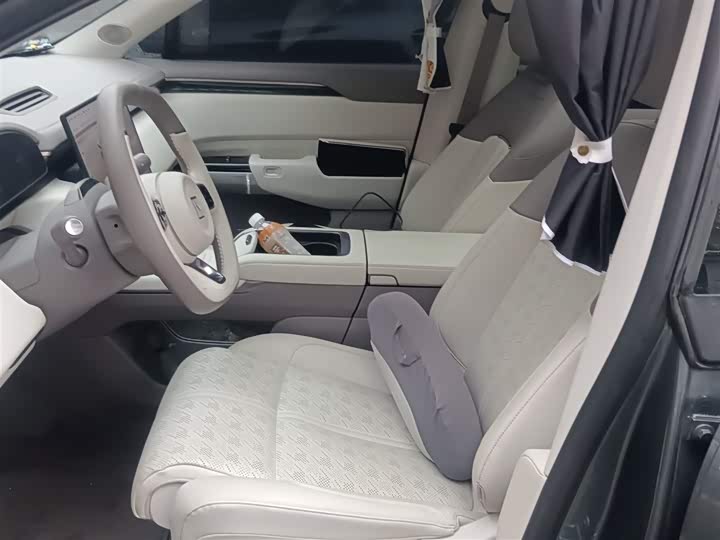 Zeekr 7X 2025 2025款 75kWh 后驱智驾版