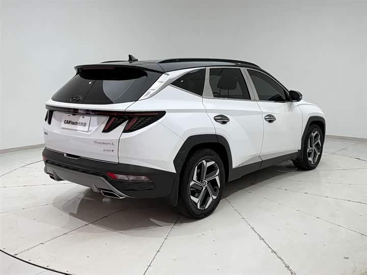 Hyundai Tucson L 2023 2023款 途胜L 1.5T 自动两驱LUX尊贵版