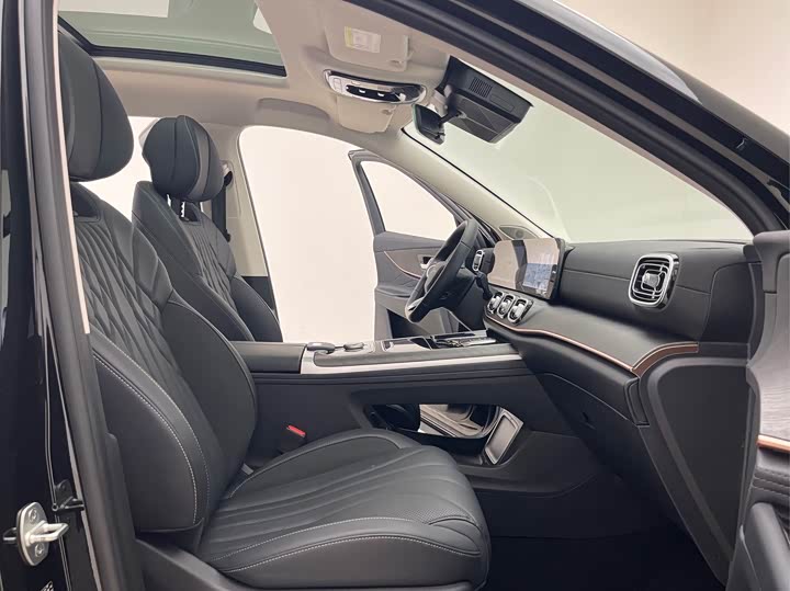 Chery Tiggo 9 2025 2025款 2.0T 双离合两驱舒享版 5座