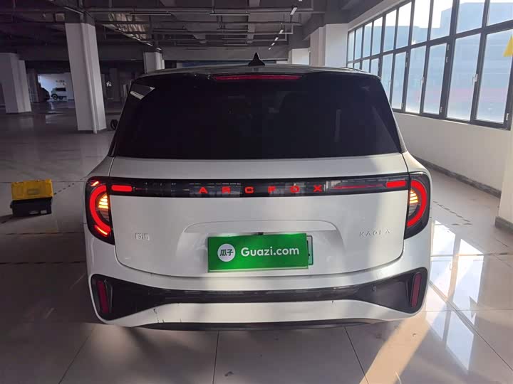 BAIC Arcfox Kaola 2023 2023款 家庭版