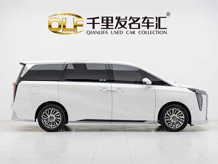 GAC Trumpchi M8 2024 2024款 宗师系列 400T 先锋版