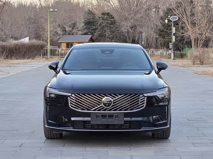 Volvo S90 2026 2026款 B5 智远豪华版