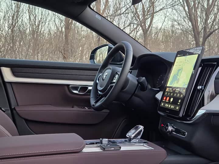 Volvo S90 2026 2026款 B5 智远豪华版