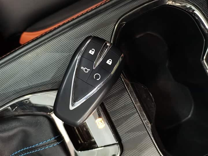 Changan Oshan X5 2022 2022款 运动版 1.5T DCT旋风冲锋