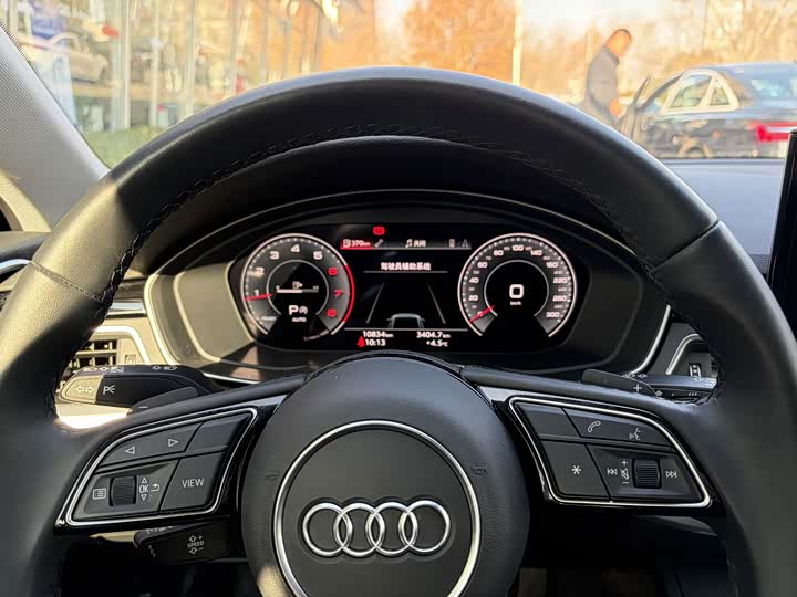 Audi A4 2023 2023款 Avant 40 TFSI 时尚动感型