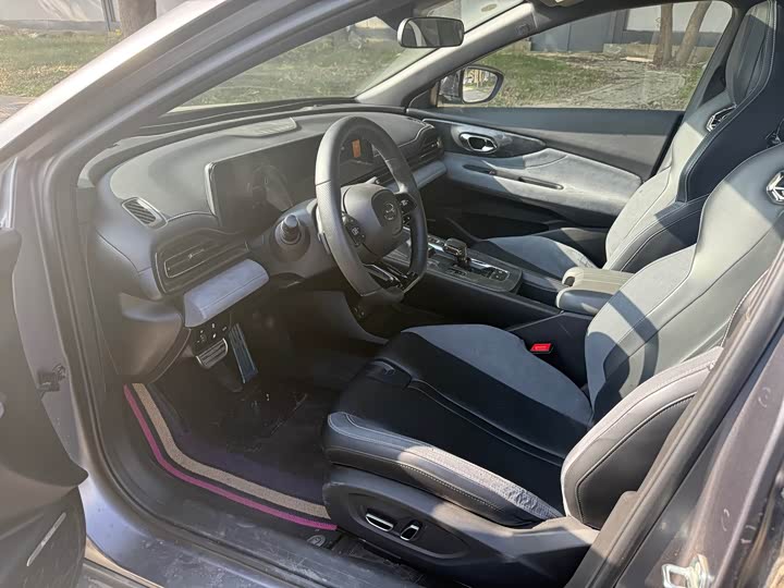 GAC Trumpchi Empow R 2024 2024款 400T 自动 影豹R PRO版