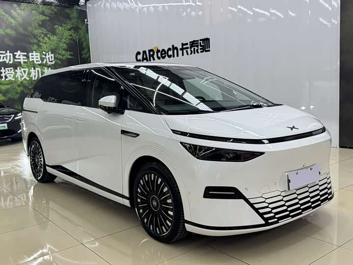XPeng X9 2025 2025款 纯电 740超长续航 Max