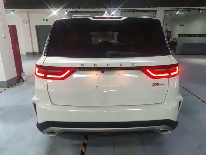 Geely Vision X6 2021 2021款 PRO 1.4T 自动尊贵型