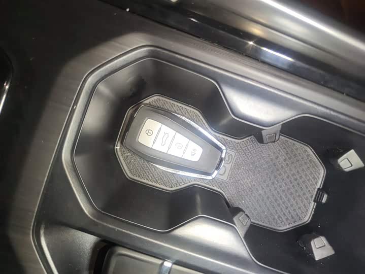 Geely Vision X6 2021 2021款 PRO 1.4T 自动尊贵型