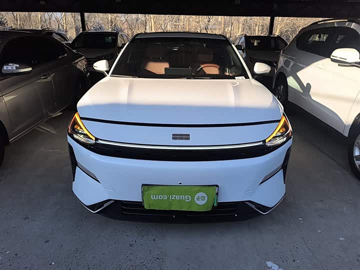 Geely Galaxy L6 2025 2025款 EM-i 140km 探索+版