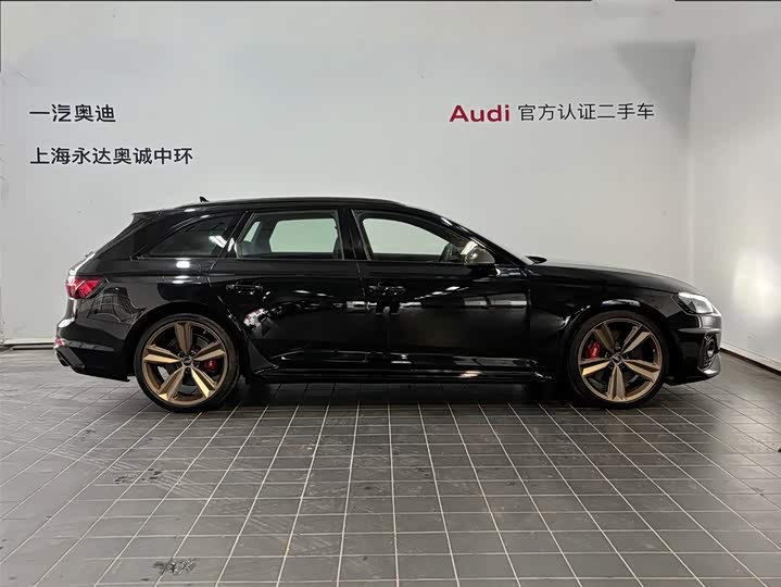 Audi RS 4 2023 2023款 RS4 Avant 暗金版