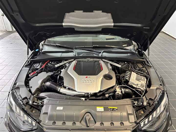 Audi RS 4 2023 2023款 RS4 Avant 暗金版