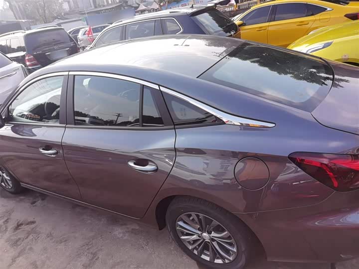 MG Motor 5 2025 2025款 180DVVT 全球豪华版