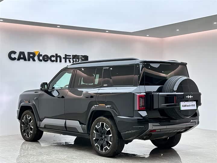 2025 BYD FangChengBao Leopard 8