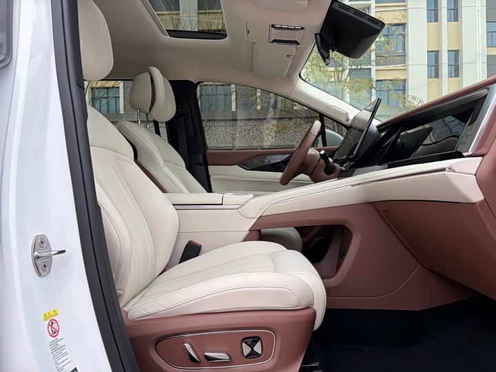 BYD Xia 2025 2025款 DM-i 1.5T 180km 超越型