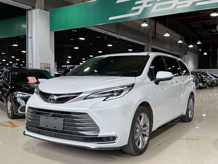 Toyota Sienna 2024 2024款 2.5L混动 臻享尊贵版