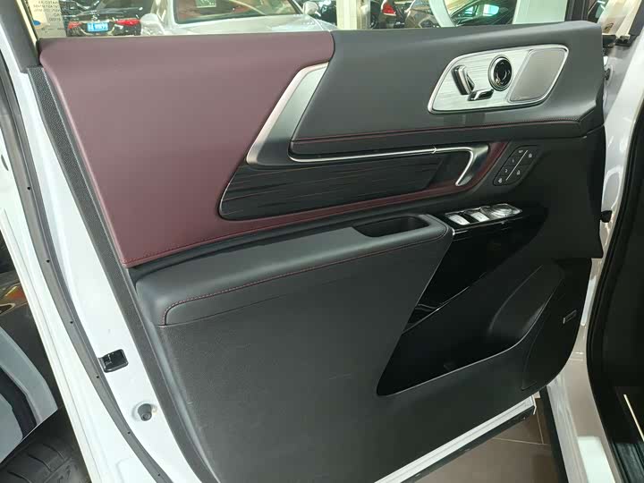 Buick GL8 Century 2025 2025款 2.0T 七座蕴世版