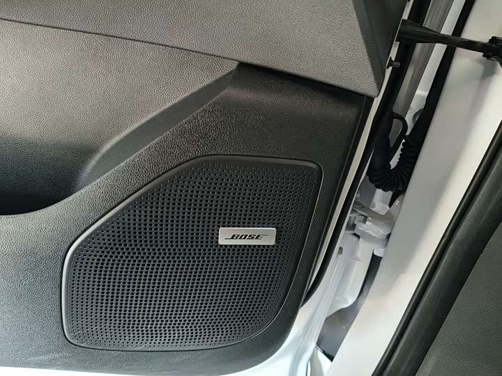 Buick GL8 Century 2025 2025款 2.0T 七座蕴世版