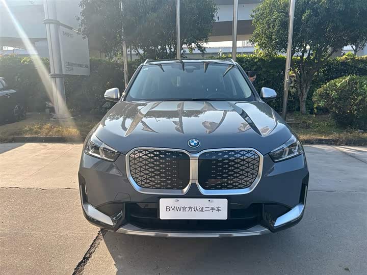 BMW iX1 2023 2023款 eDrive25L X设计套装