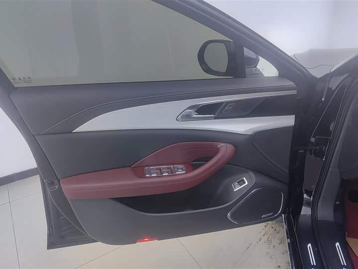 Hongqi H5 Hybrid 2025 2025款 170 超混版