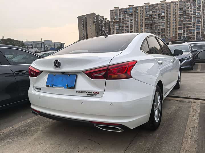 Changan Raeton CC 2022 2022款 蓝鲸版 1.5T DCT精英型