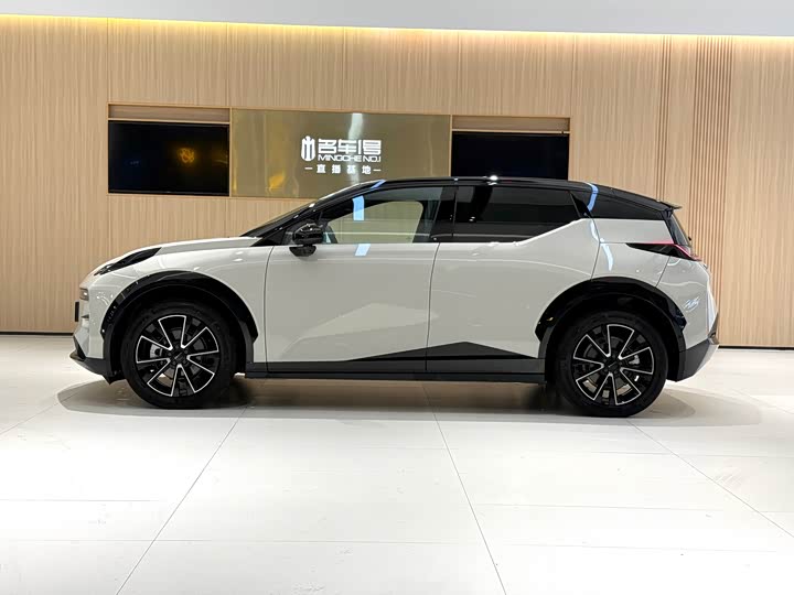 Zeekr X 2025 2025款 四座后驱魔方版