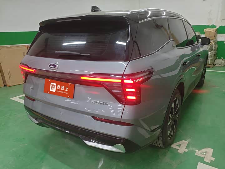 Ford Edge 2025 2025款 锐界L 2.0T EcoBoost 四驱七座至尊型