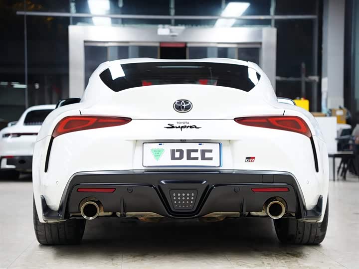 Toyota Supra 2022 2022款 GR SUPRA 3.0T 标准型