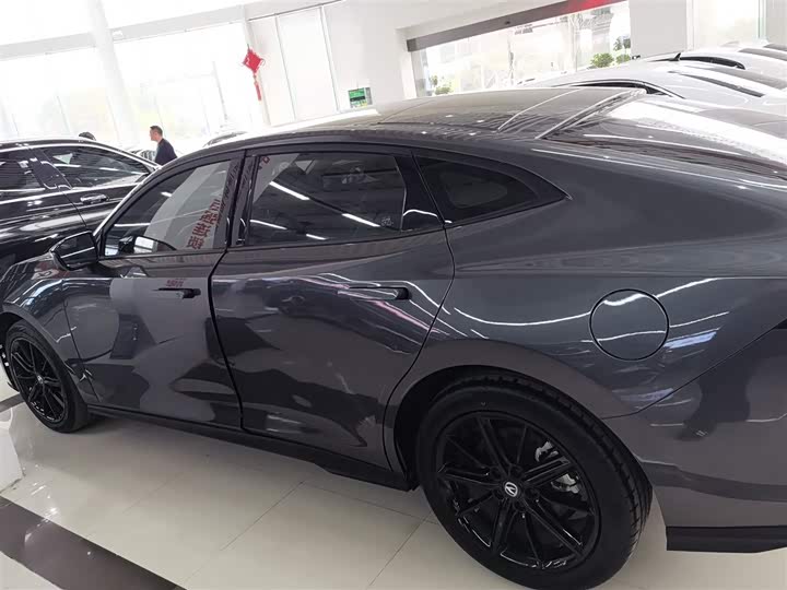 Changan UNI-V Hybrid 2023 2023款 智电iDD 1.5T 113km智酷型