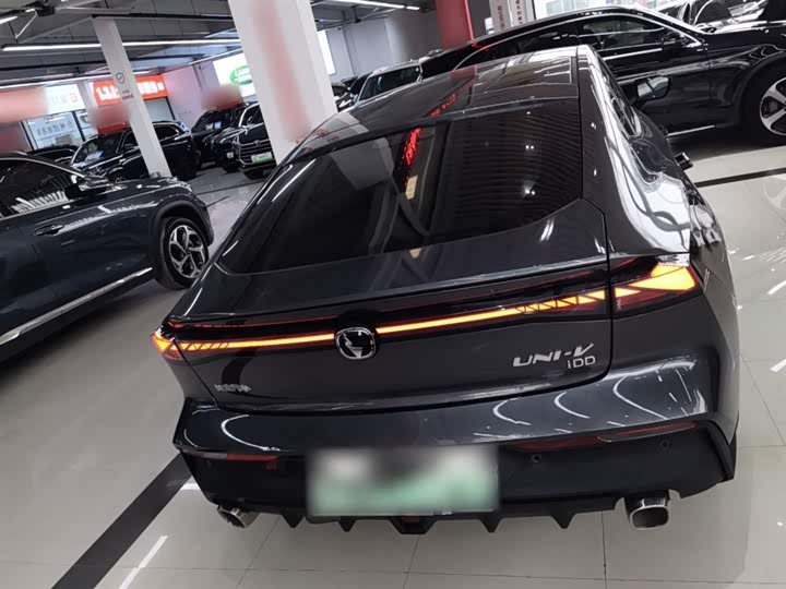 Changan UNI-V Hybrid 2023 2023款 智电iDD 1.5T 113km智酷型