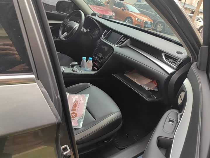 Infiniti QX50 2022 2022款 2.0T 两驱领航版