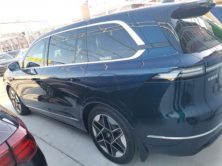 2025 Changan Deepal S09