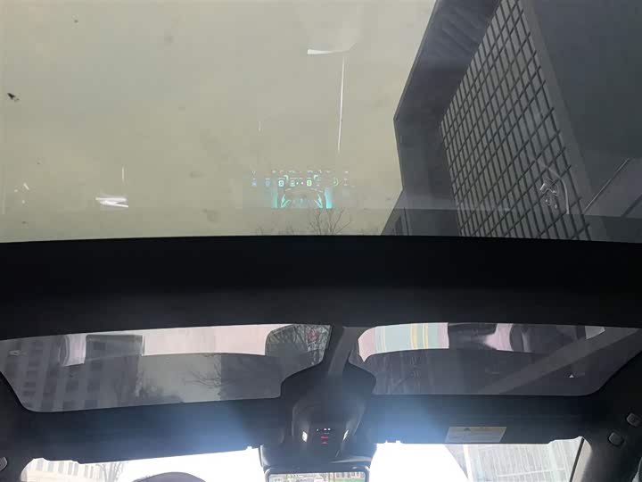 Avatr 11 2023 2023款 鸿蒙 90度 四驱版