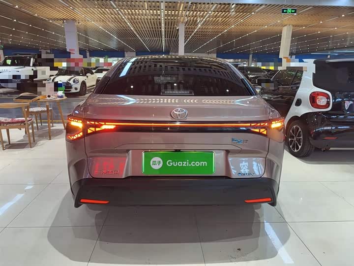 Toyota bZ3 2023 2023款 616km 长续航Premium