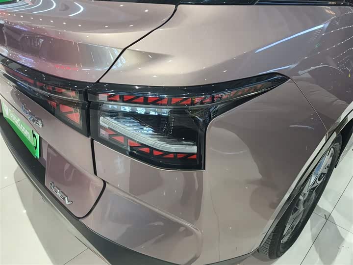 Toyota bZ3 2023 2023款 616km 长续航Premium