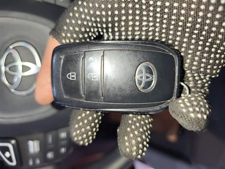 Toyota bZ3 2023 2023款 616km 长续航Premium