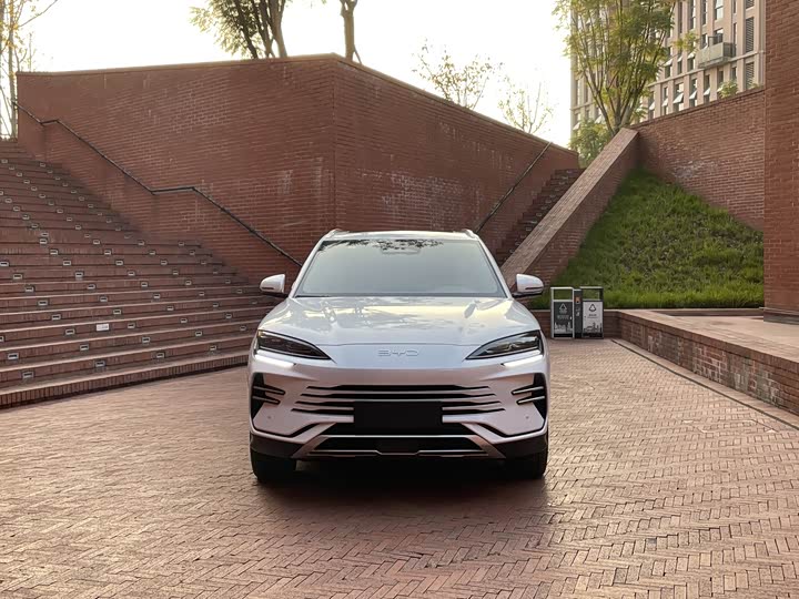 2025 BYD Song Plus Hybrid/EV