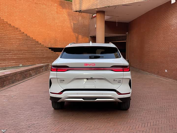 2025 BYD Song Plus Hybrid/EV