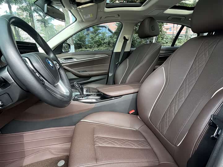 BMW 5 Series Hybrid 2022 2022款 535Le 豪华套装