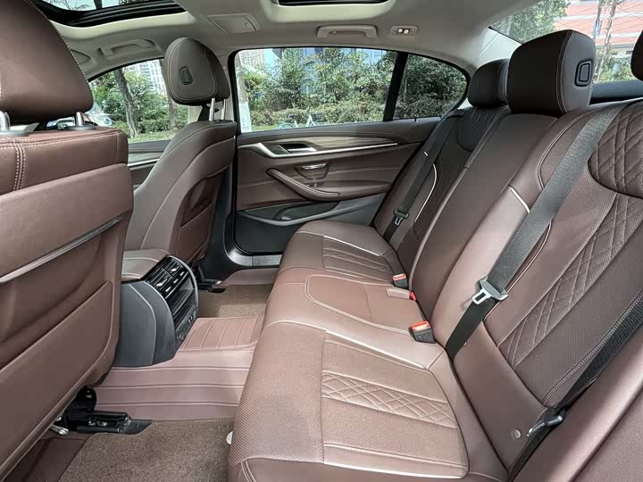 BMW 5 Series Hybrid 2022 2022款 535Le 豪华套装