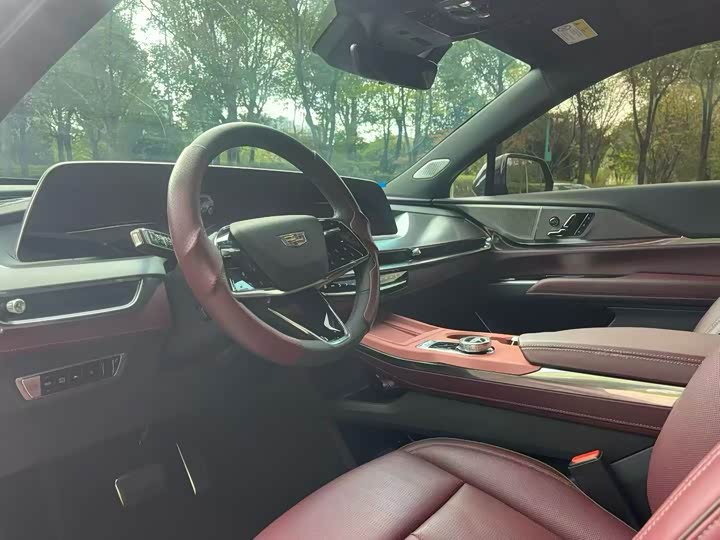 Cadillac XT5 2025 2025款 2.0T 铂金型