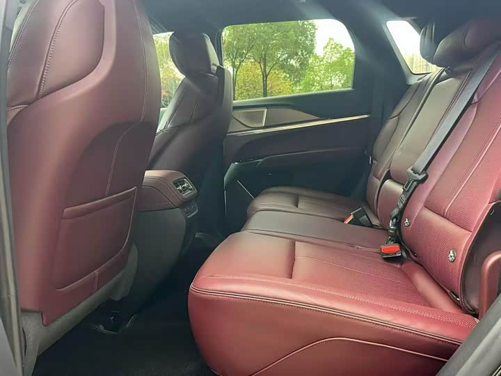 Cadillac XT5 2025 2025款 2.0T 铂金型