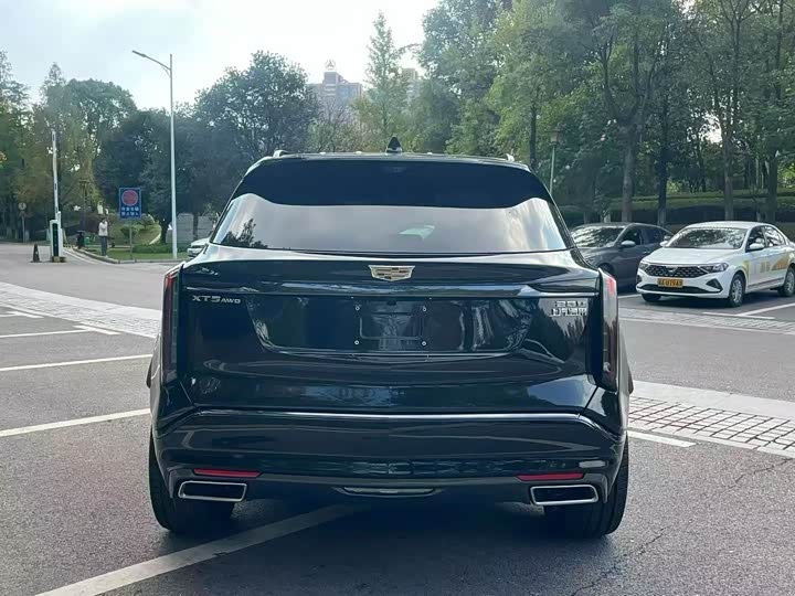 Cadillac XT5 2025 2025款 2.0T 铂金型