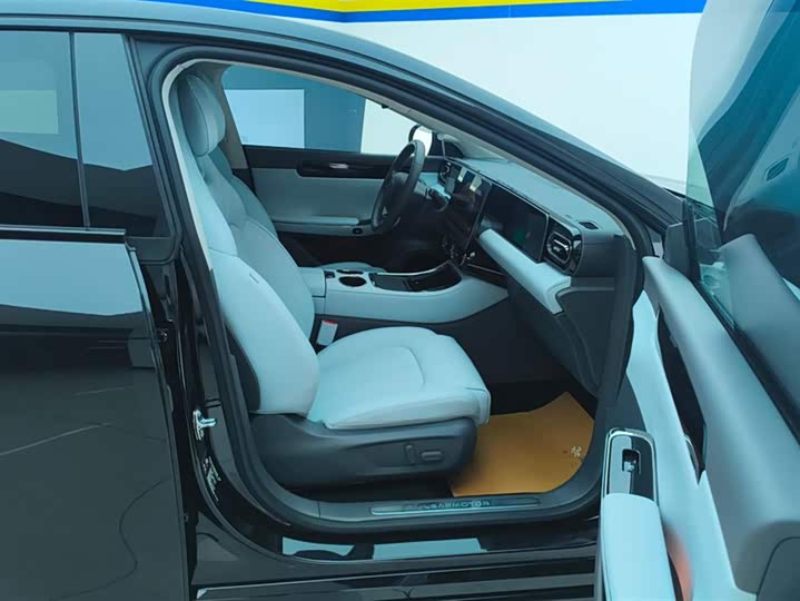 Leapmotor C01 2024 2024款 纯电 525尊享版