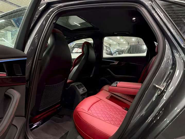 Audi S4 2024 2024款 S4 3.0TFSI