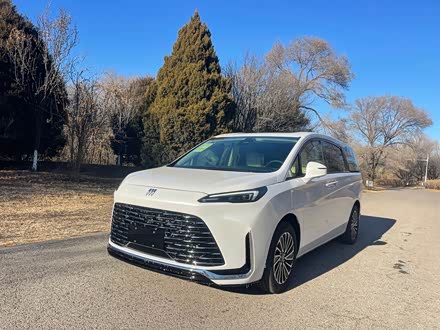 Buick GL8 Hybrid 2025 2025款 陆尚 智享版 7座