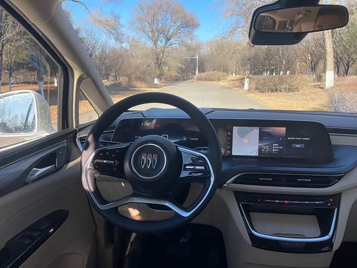 Buick GL8 Hybrid 2025 2025款 陆尚 智享版 7座